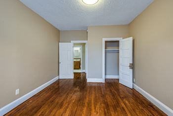 Unfurnished bedroom